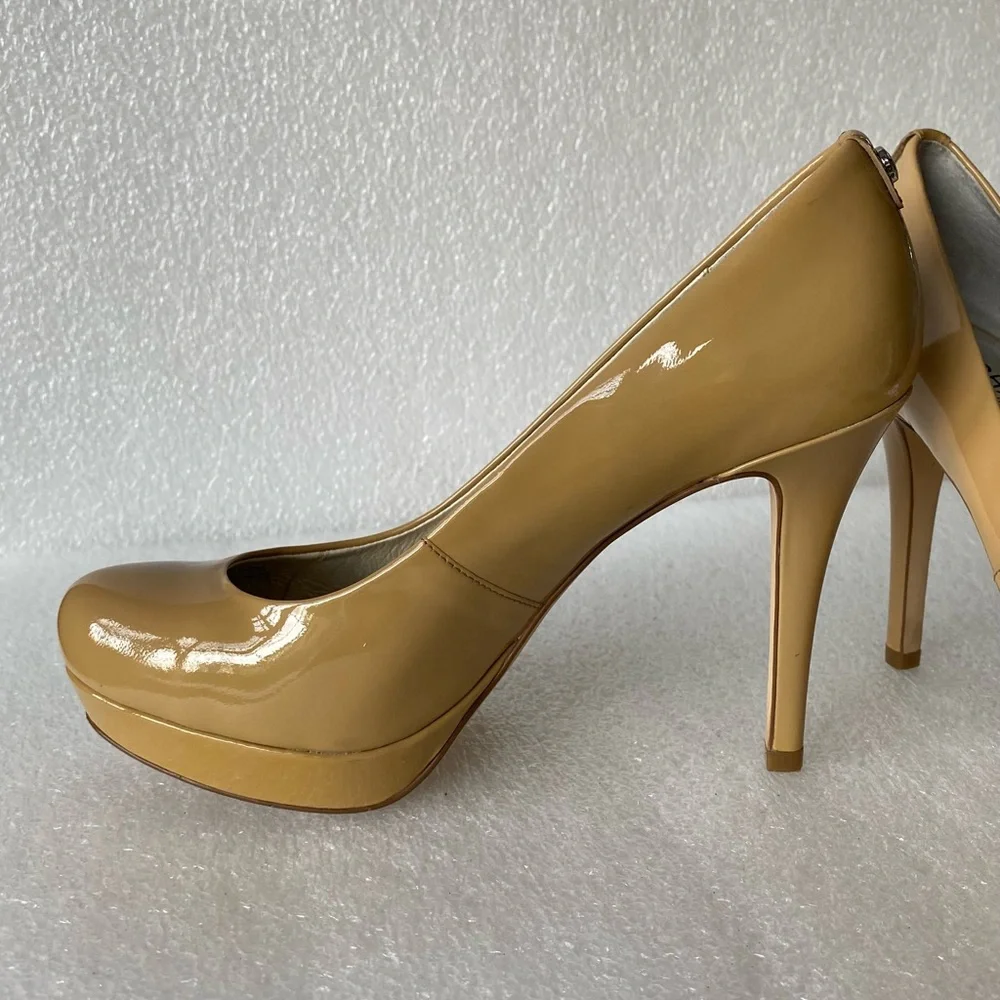 MICHAEL Michael Kors Nude Beige lonna Pump Platform Round Toe Stiletto Size 7 M